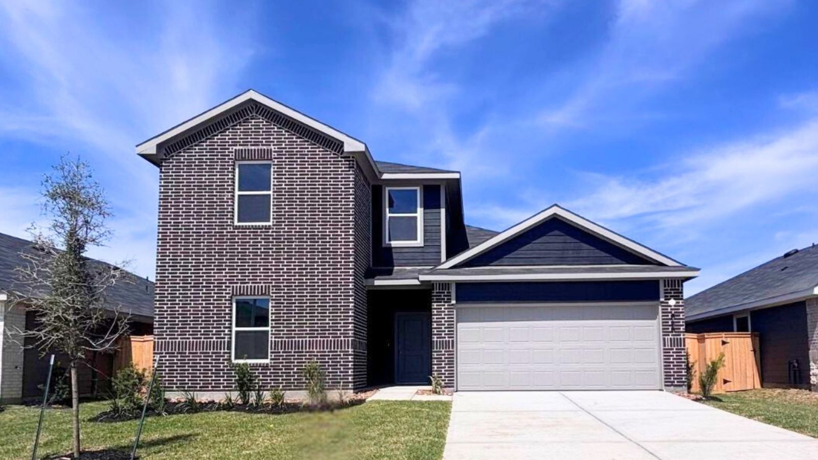 Exterior:Elevation Image 0.