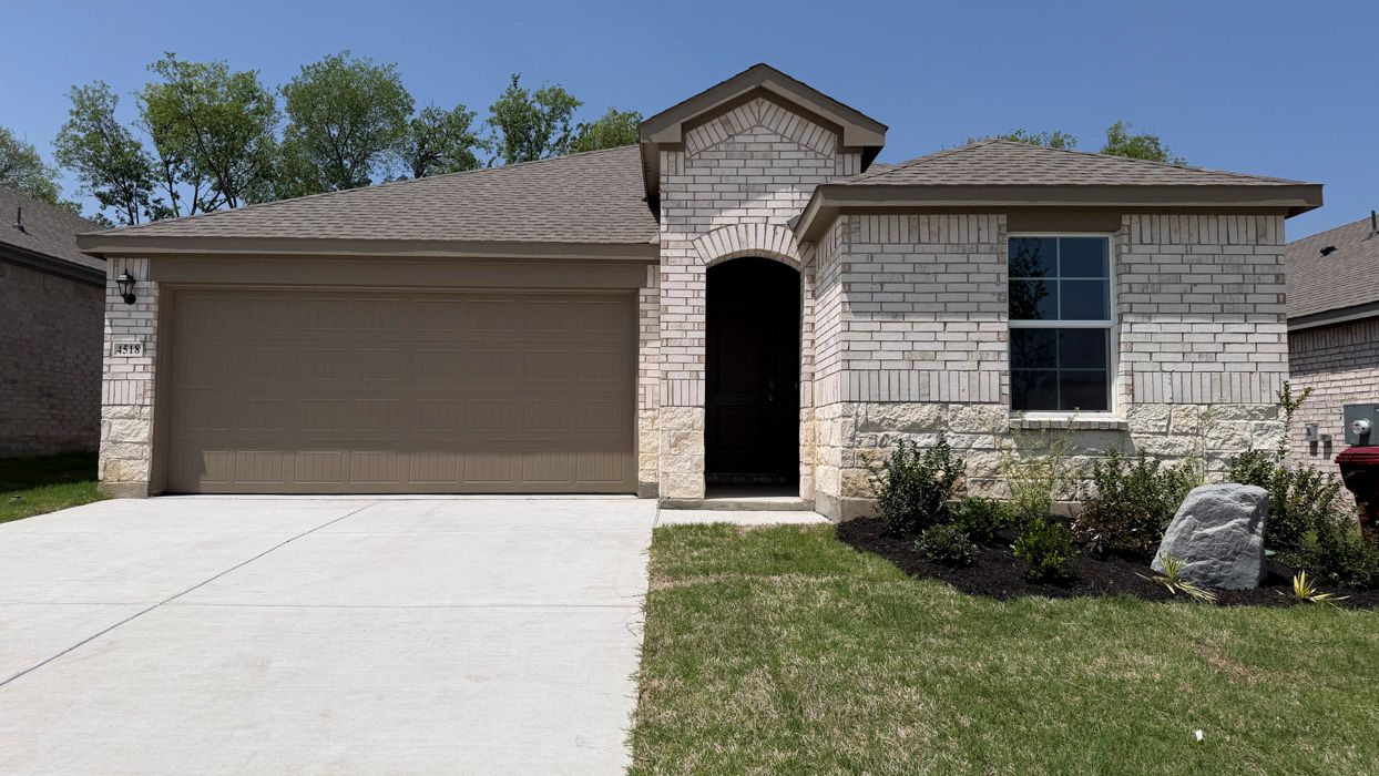 Exterior:Elevation Image 0.