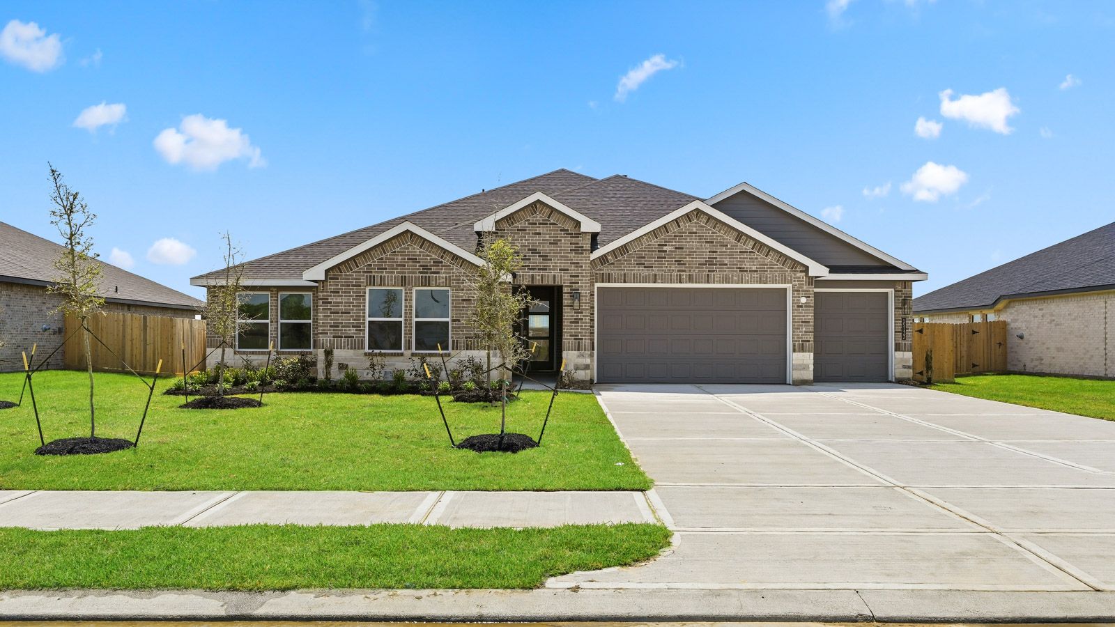 Exterior:Elevation Image 0.
