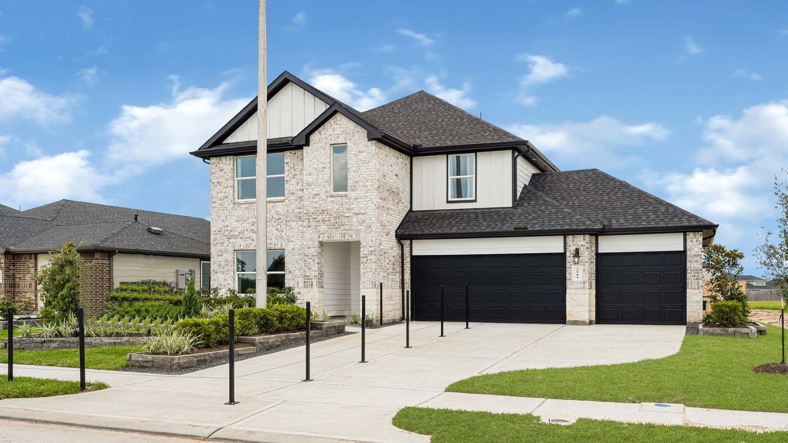 Exterior:Elevation Image 0.