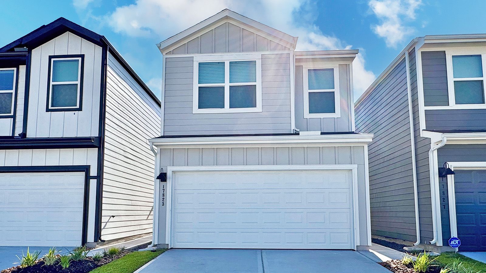 Exterior:Elevation Image 0.