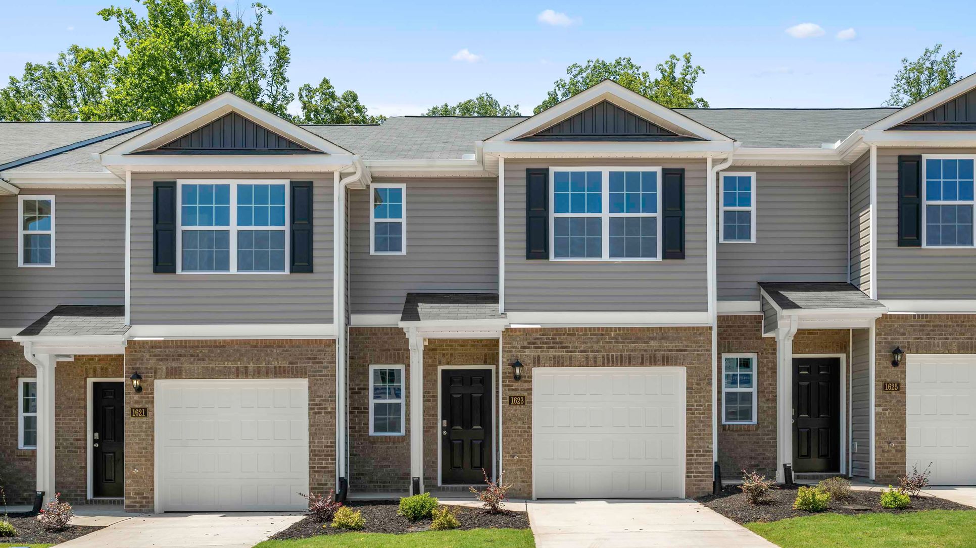 Exterior:Elevation Image 0.