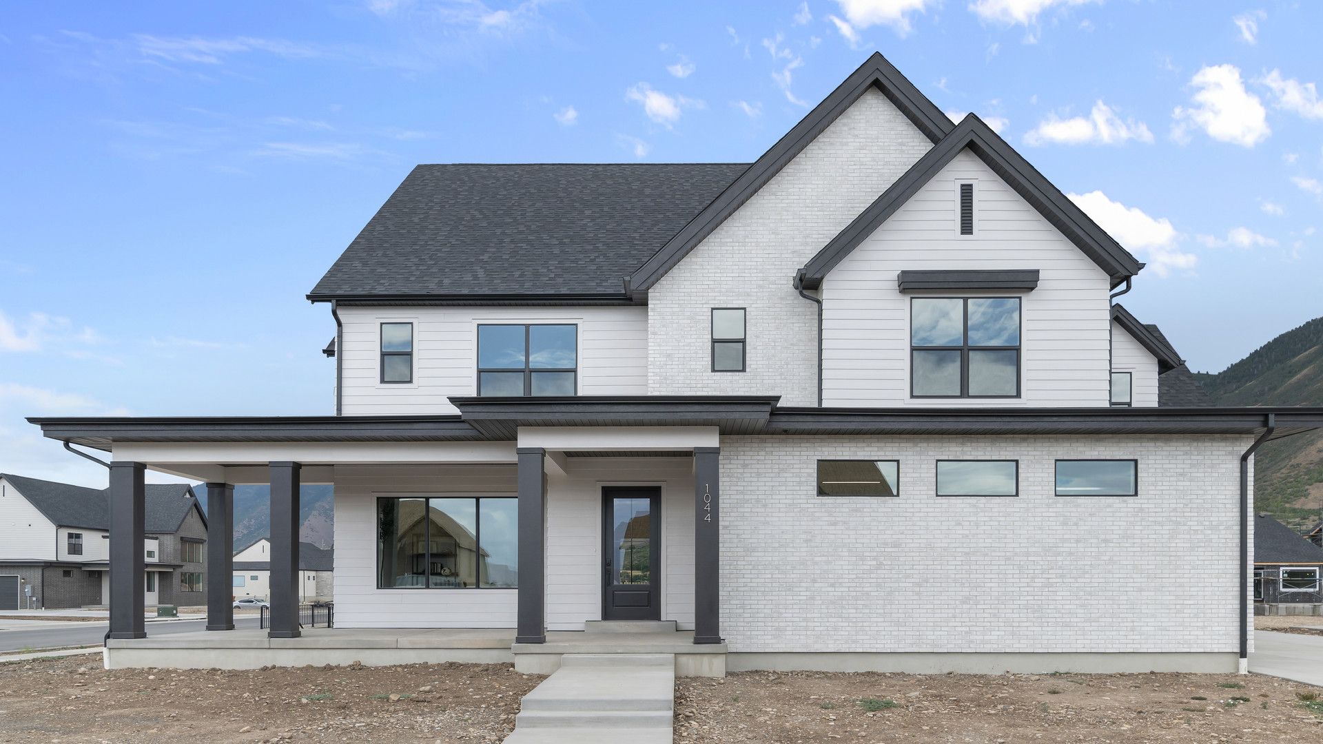 Exterior:Elevation Image 0.