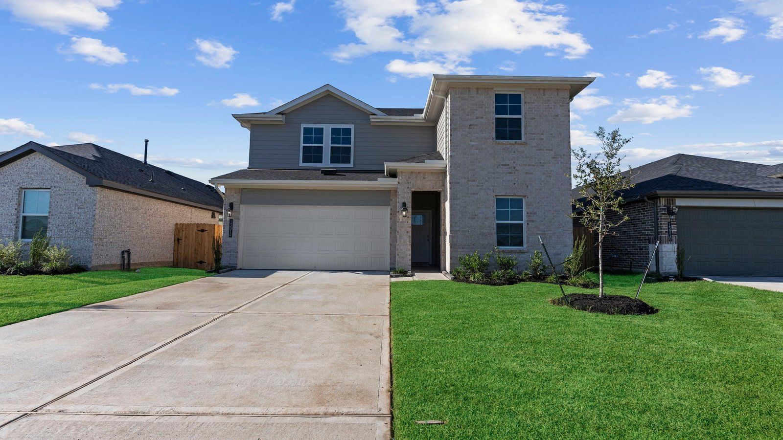 Exterior:Elevation Image 0.