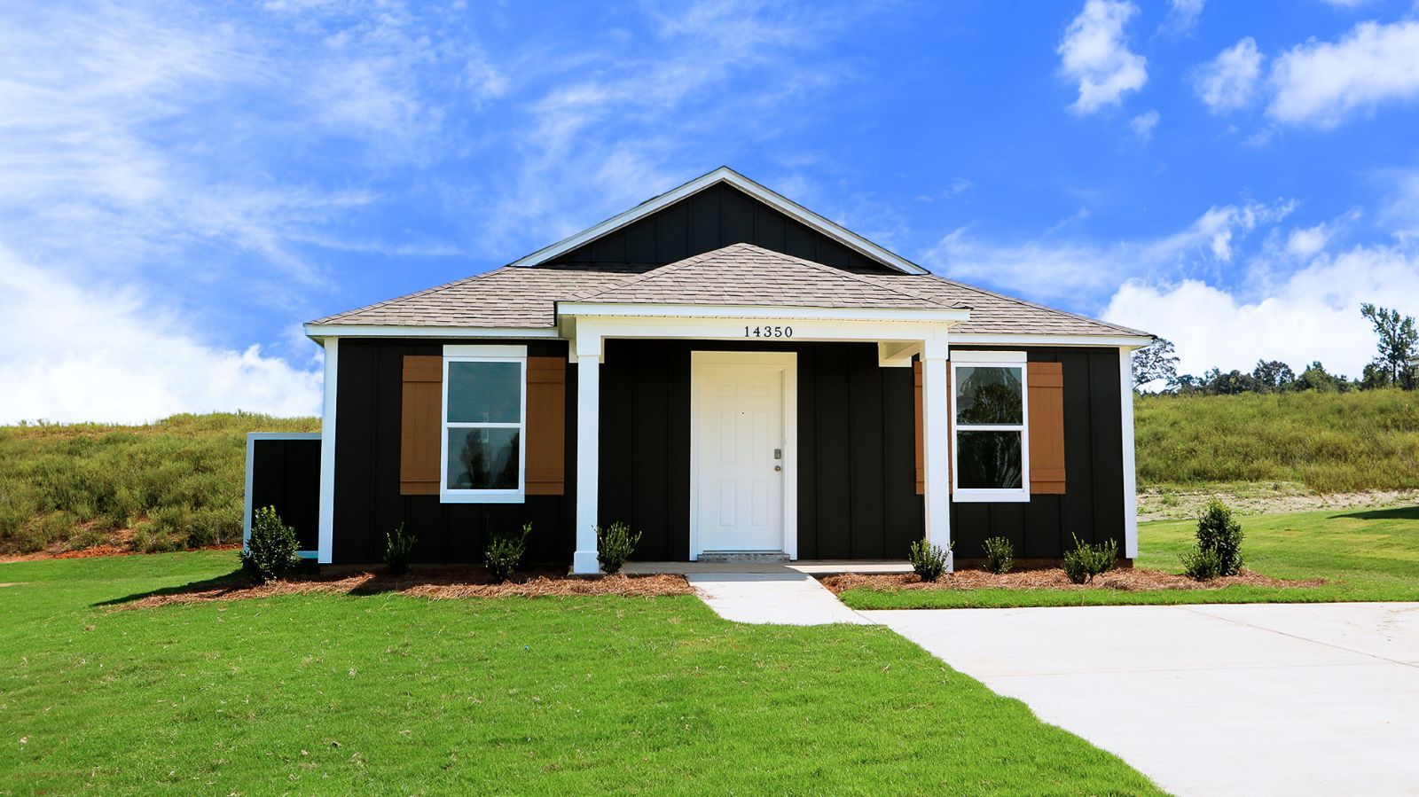 Exterior:Elevation Image 0.