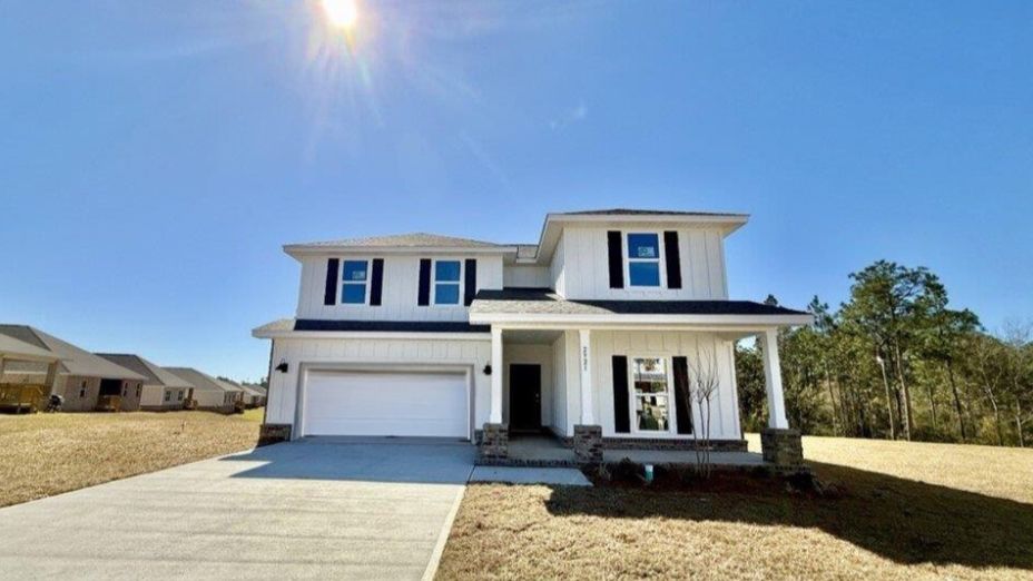 Exterior:Elevation Image 0.