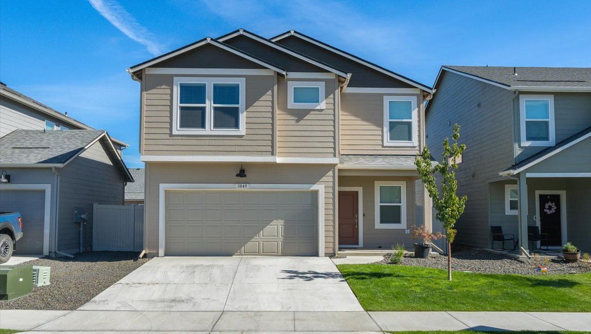 Exterior:Elevation Image 0.