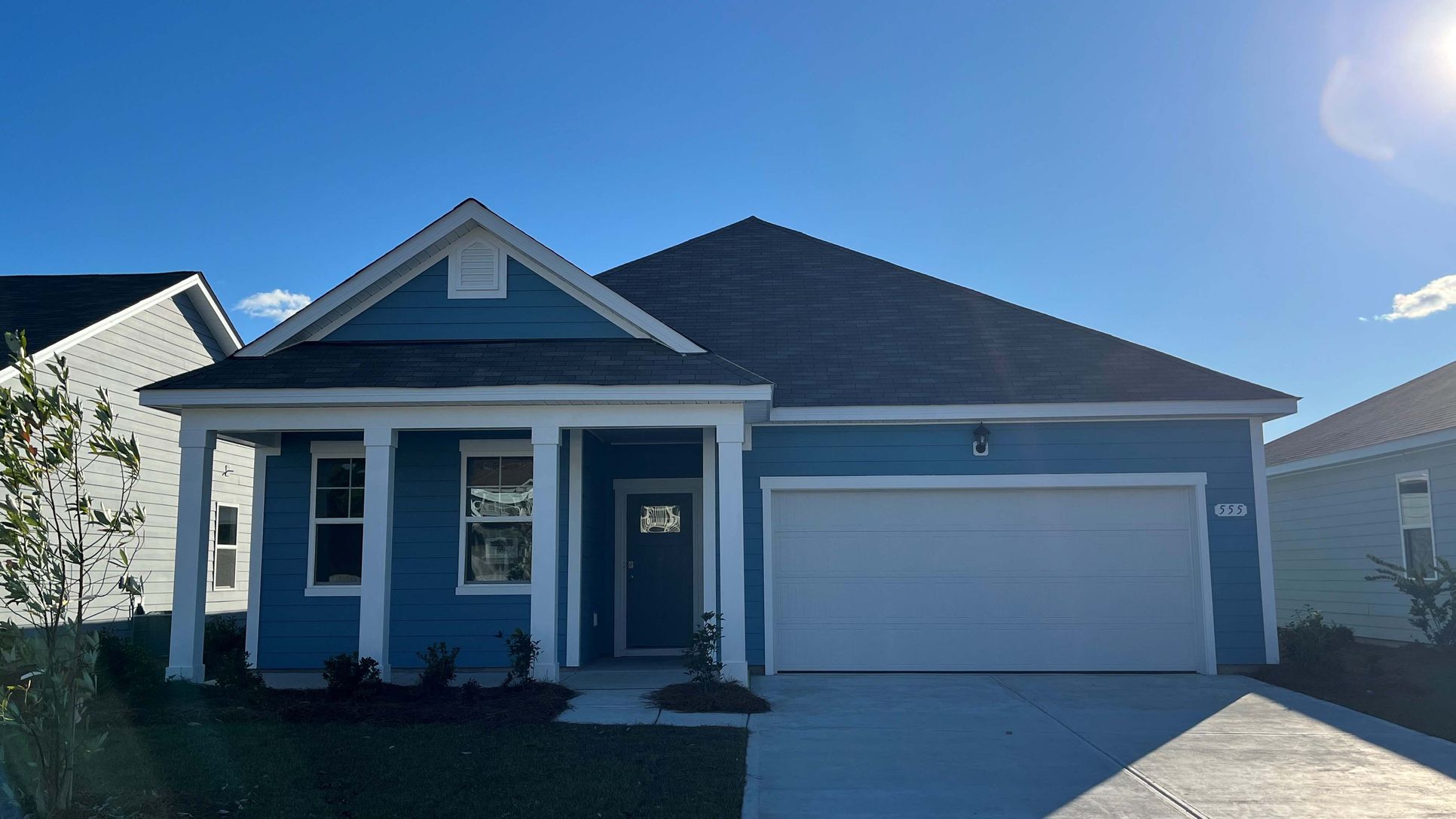 Exterior:Elevation Image 0.