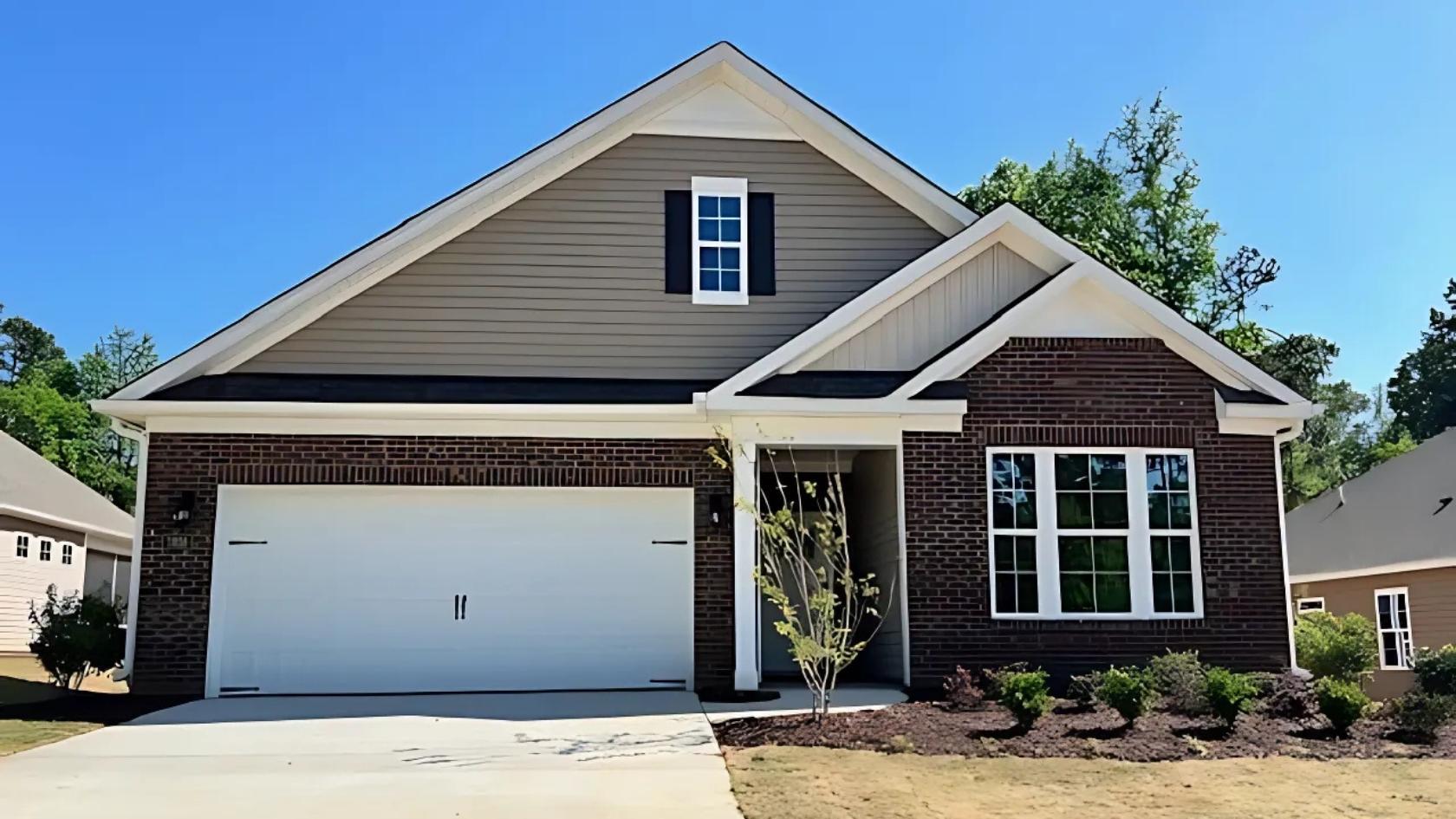 Exterior:Elevation Image 0.