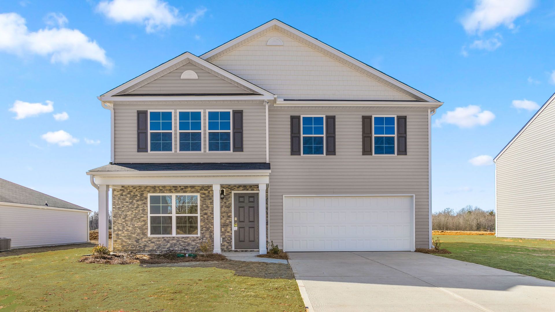 Exterior:Elevation Image 0.