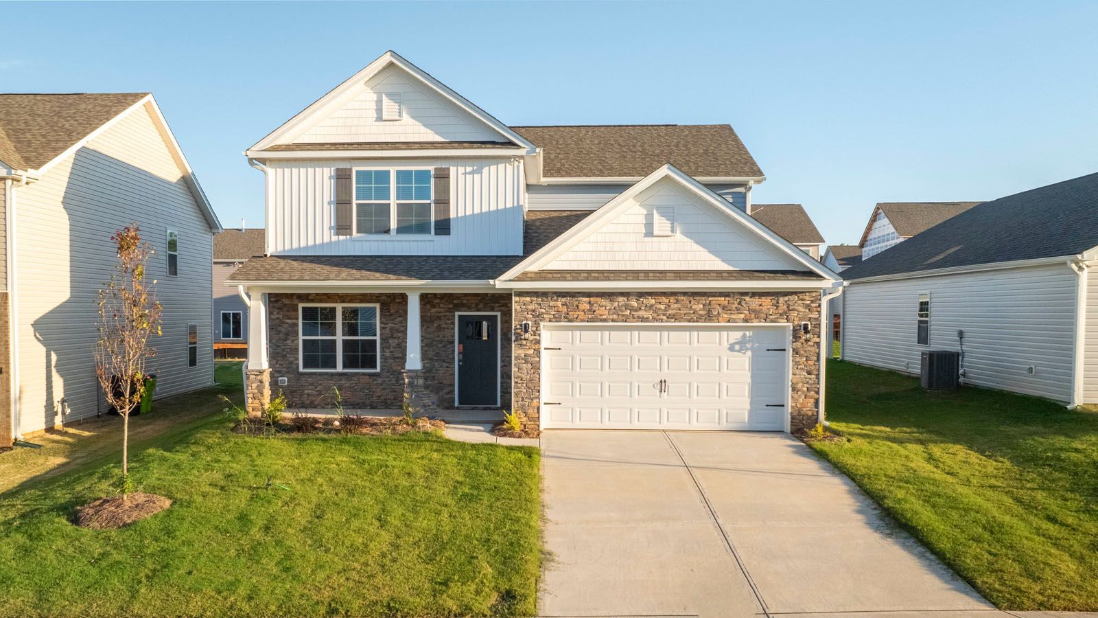 Exterior:Elevation Image 0.