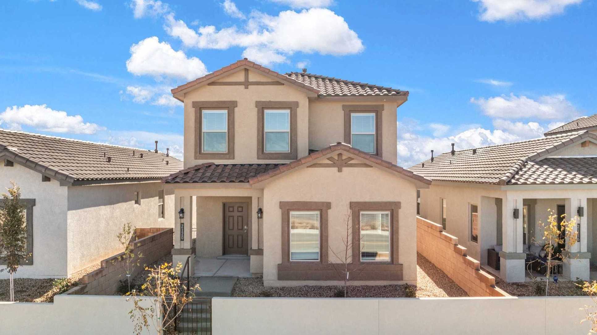 Exterior:Elevation Image 0.