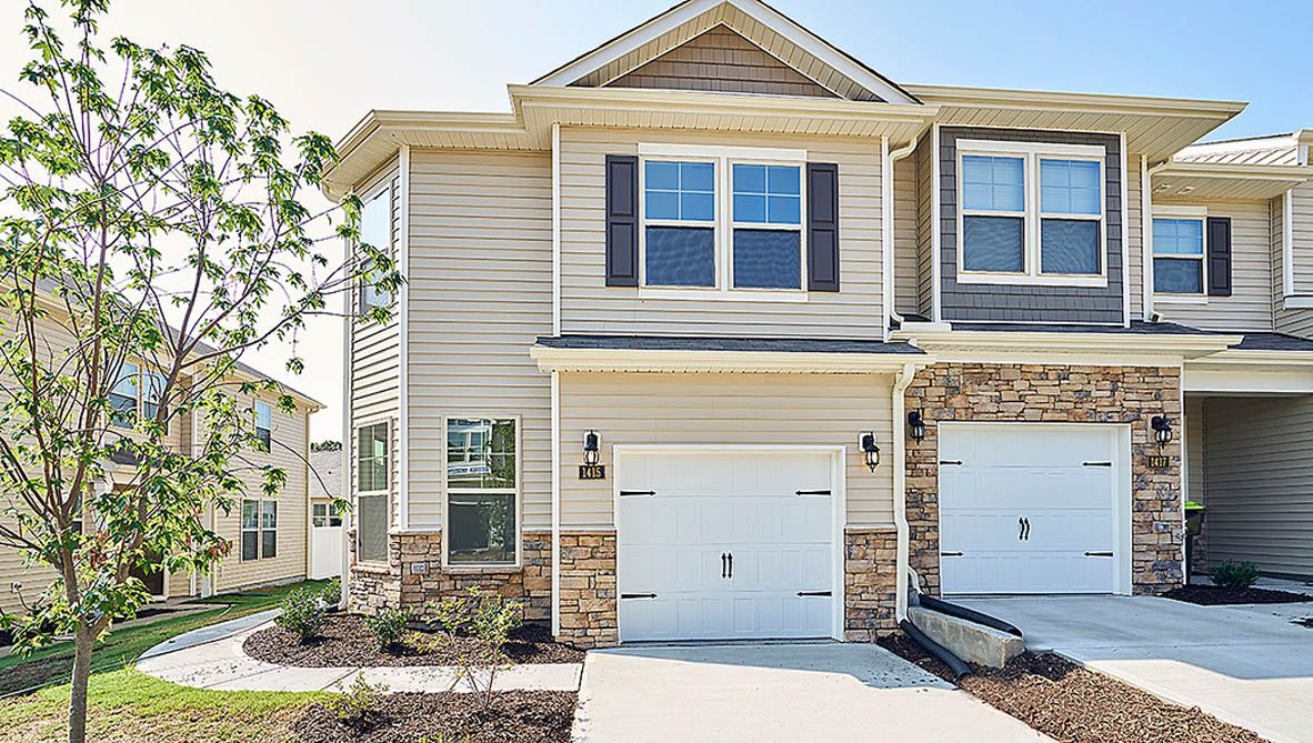 Exterior:Elevation Image 0.
