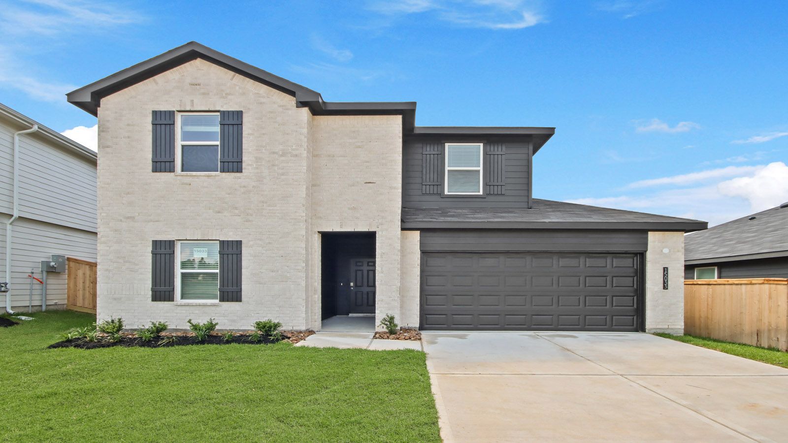 Exterior:Elevation Image 0.