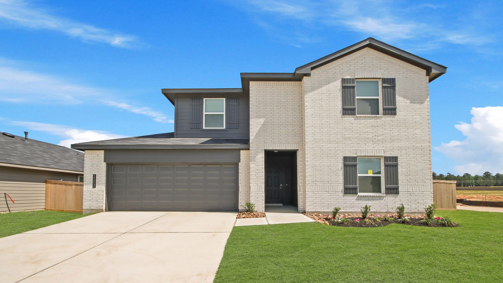 Exterior:Elevation Image 0.