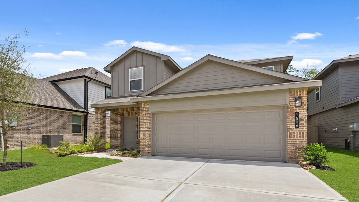 Exterior:Elevation Image 0.