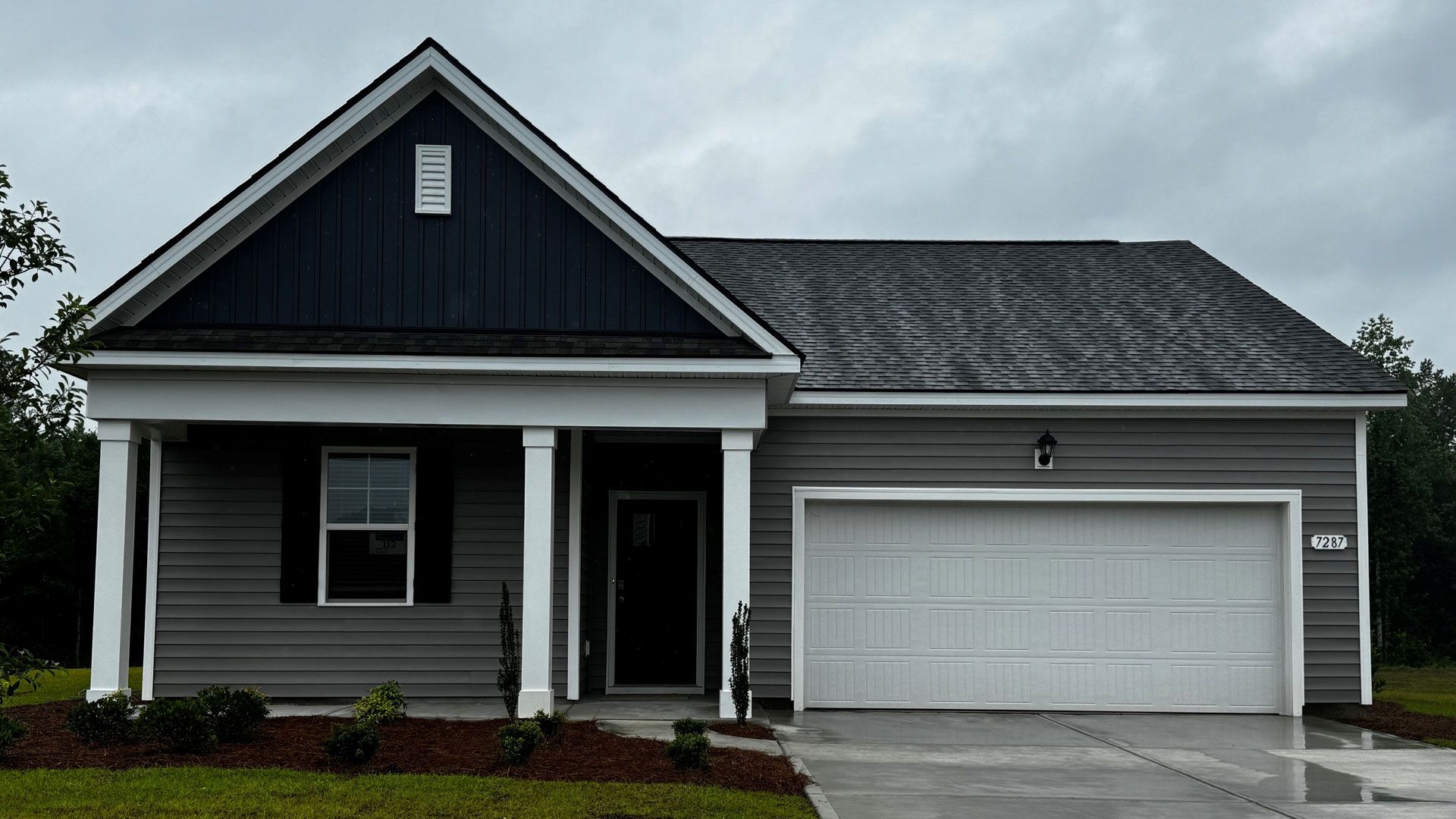 Exterior:Elevation Image 0.