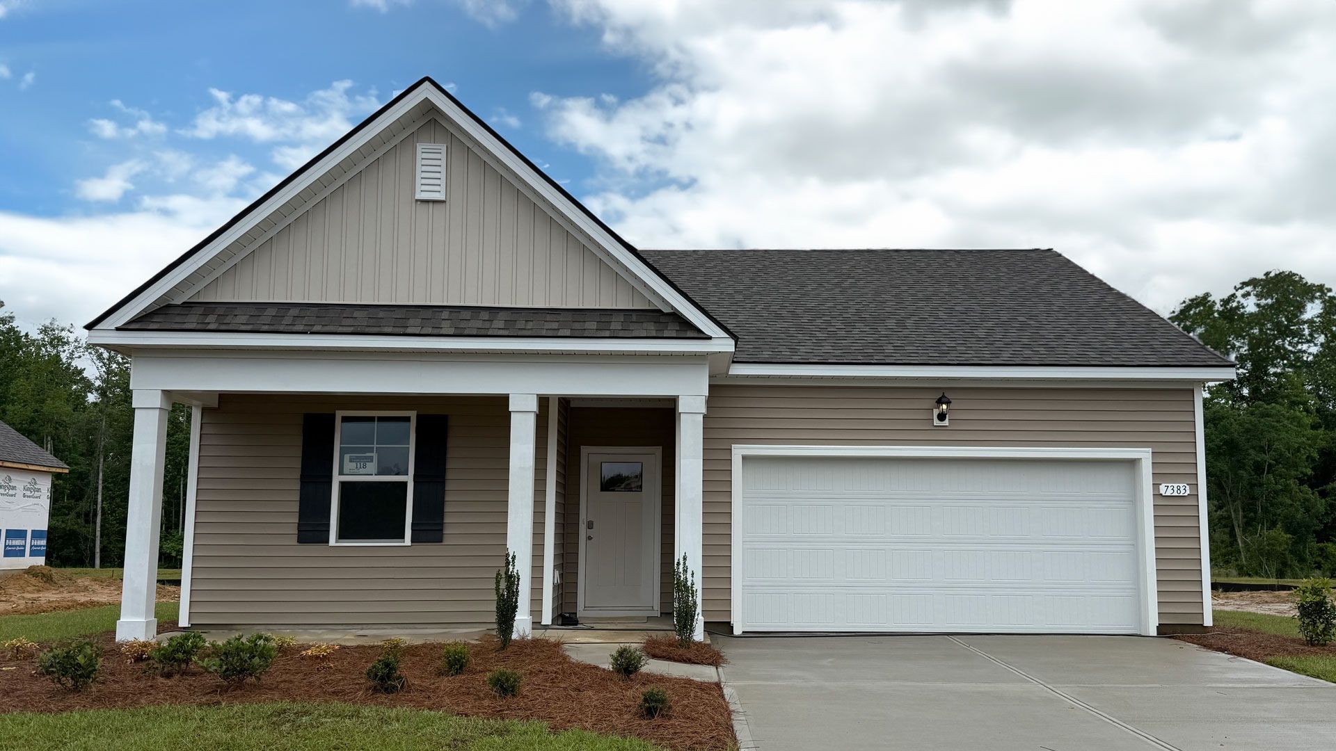 Exterior:Elevation Image 0.