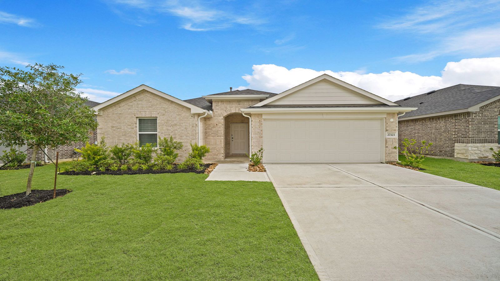 Exterior:Elevation Image 0.