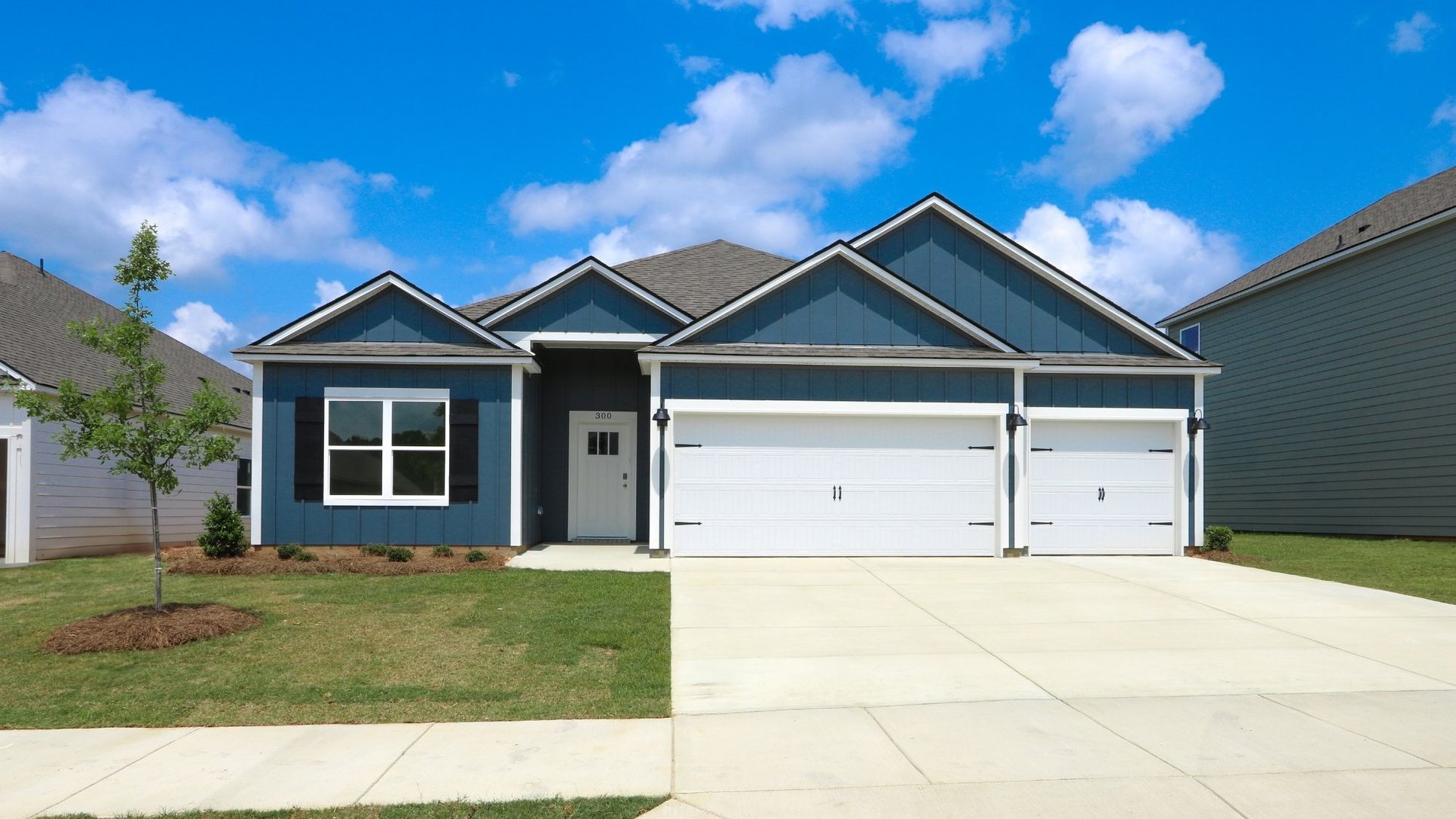 Exterior:Elevation Image 0.