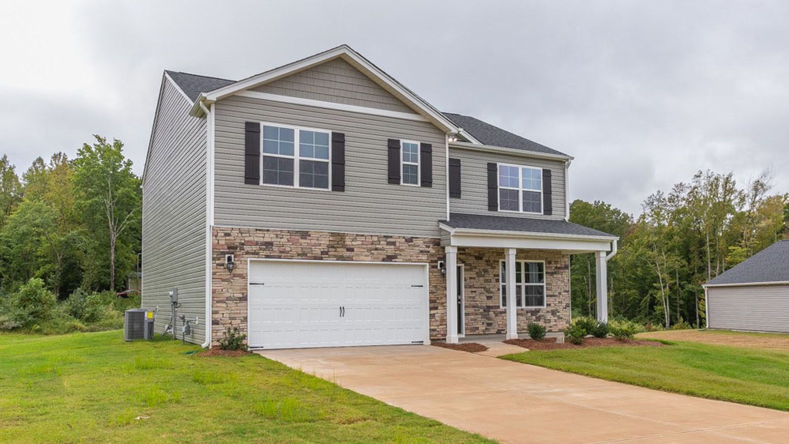Exterior:Elevation Image 0.