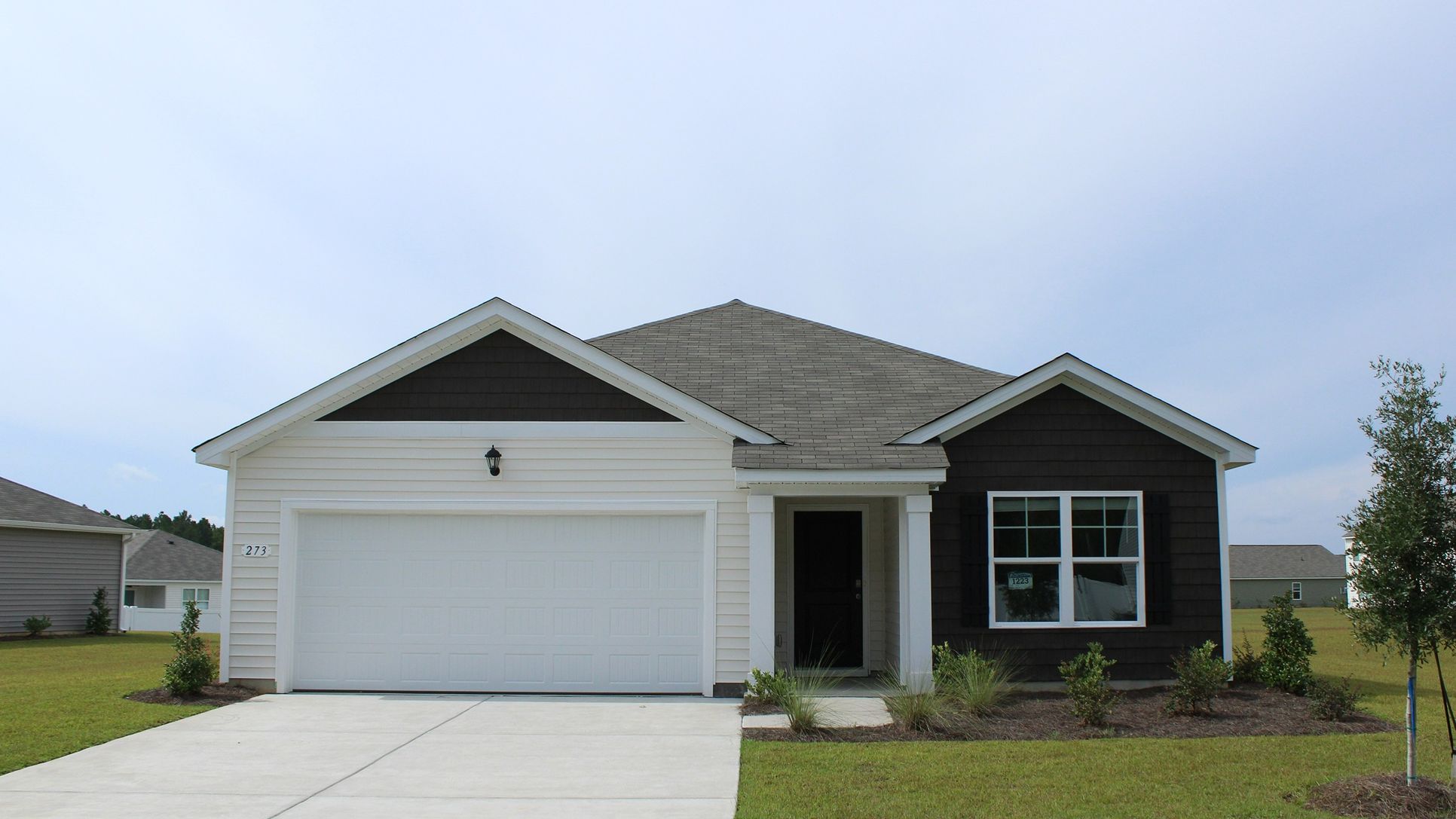 Exterior:Elevation Image 0.