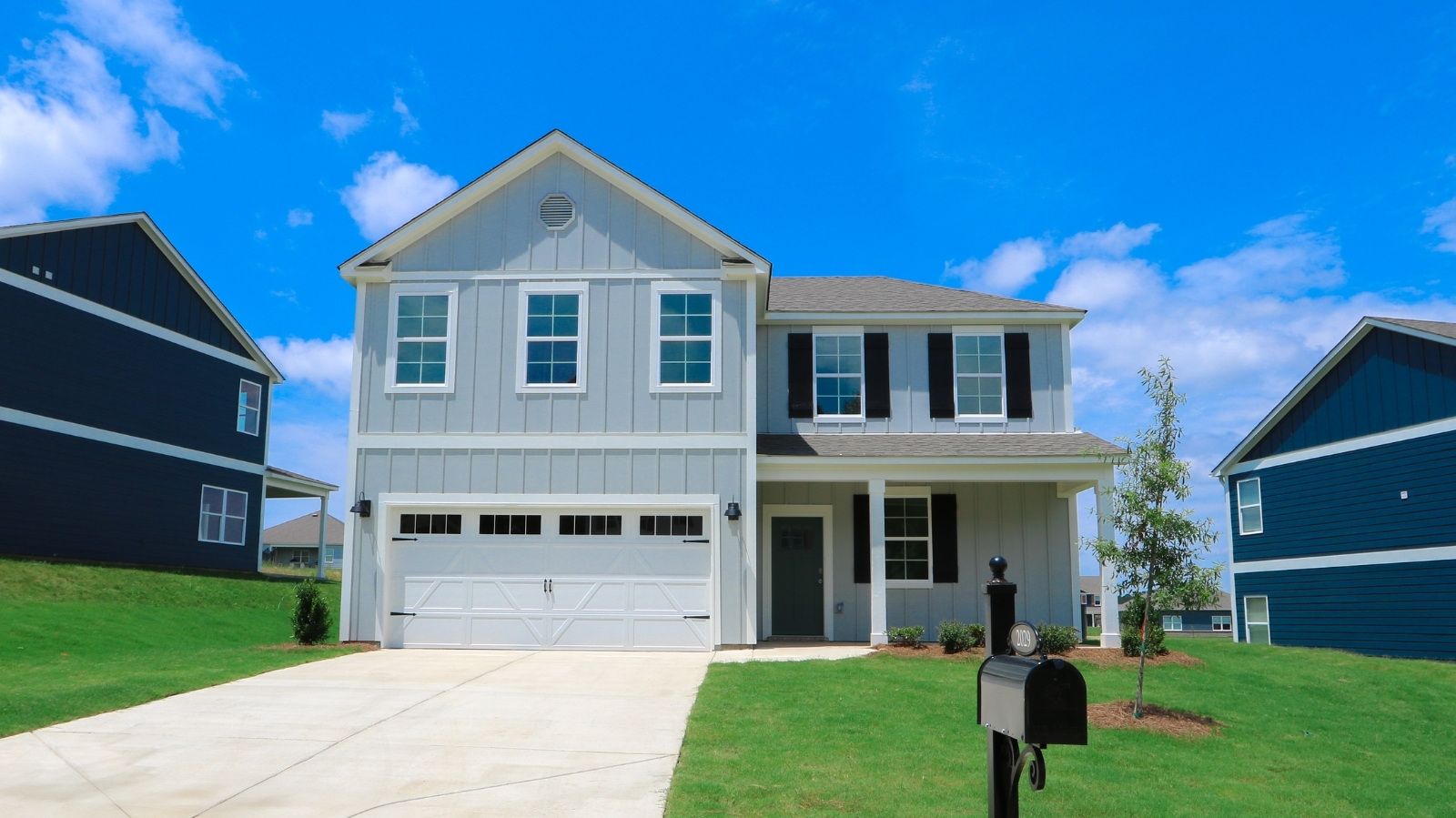 Exterior:Elevation Image 0.