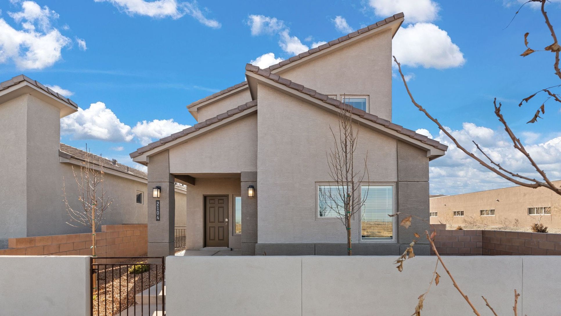 Exterior:Elevation Image 0.