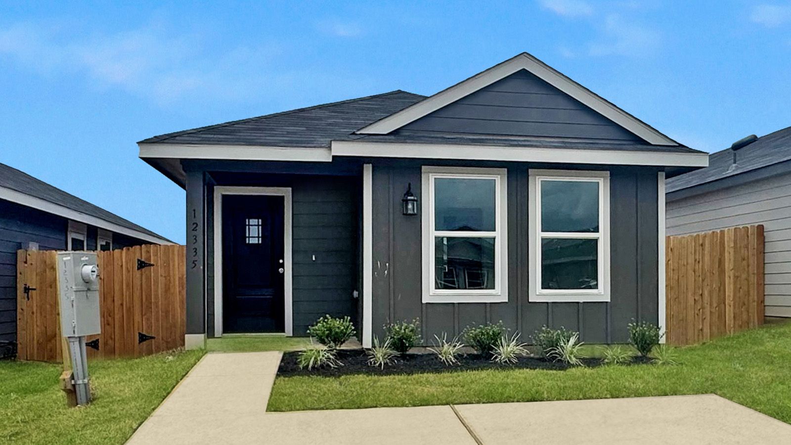 Exterior:Elevation Image 0.