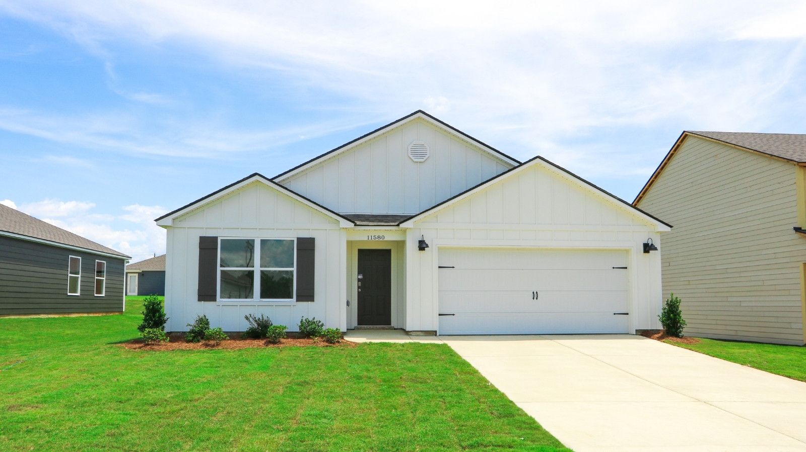 Exterior:Elevation Image 0.
