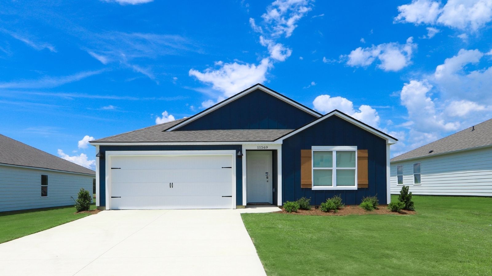Exterior:Elevation Image 0.