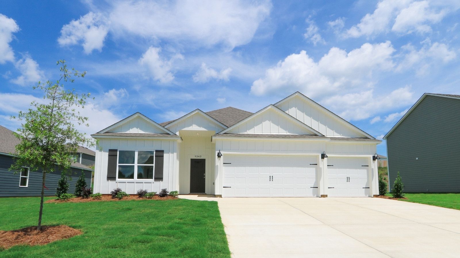 Exterior:Elevation Image 0.