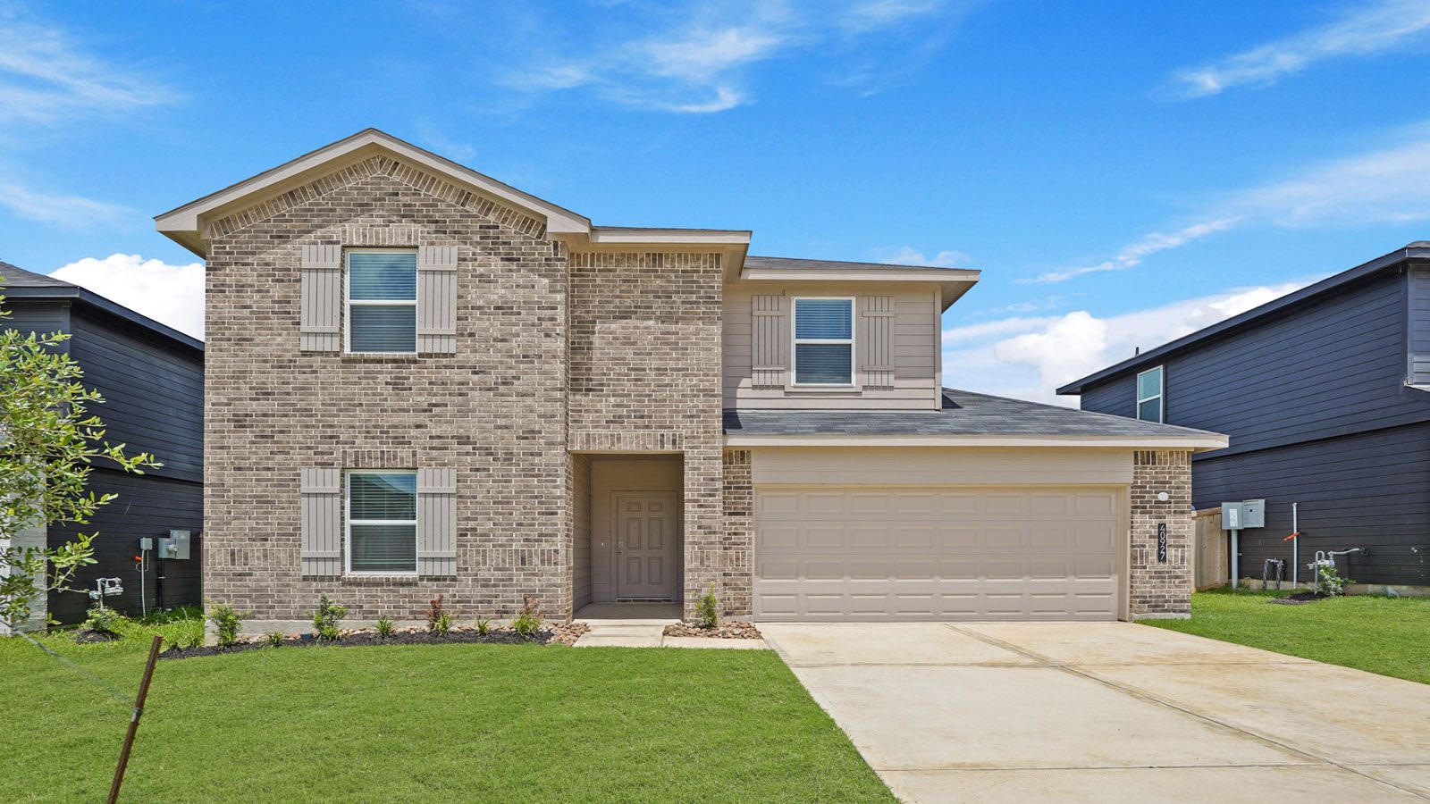 Exterior:Elevation Image 0.