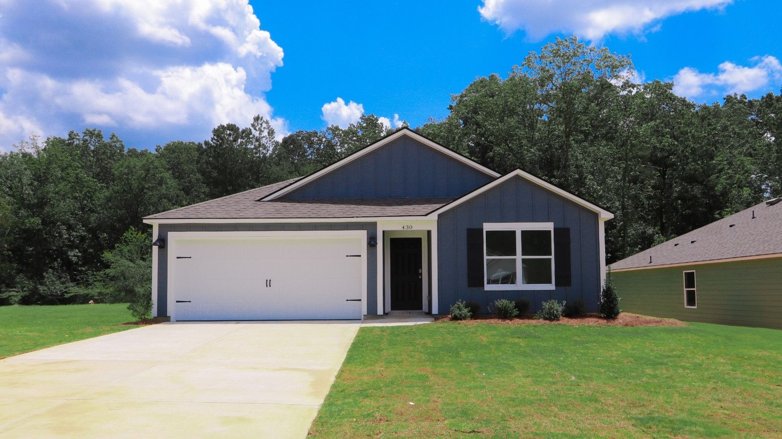 Exterior:Elevation Image 0.