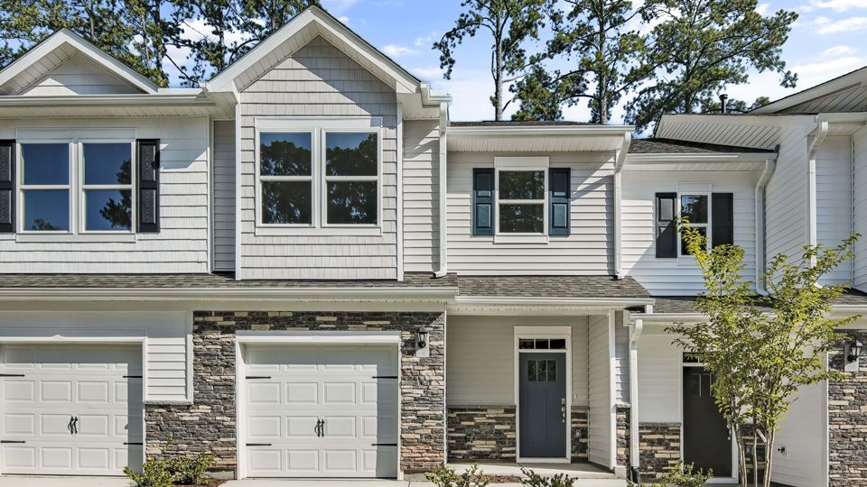 Exterior:Elevation Image 0.