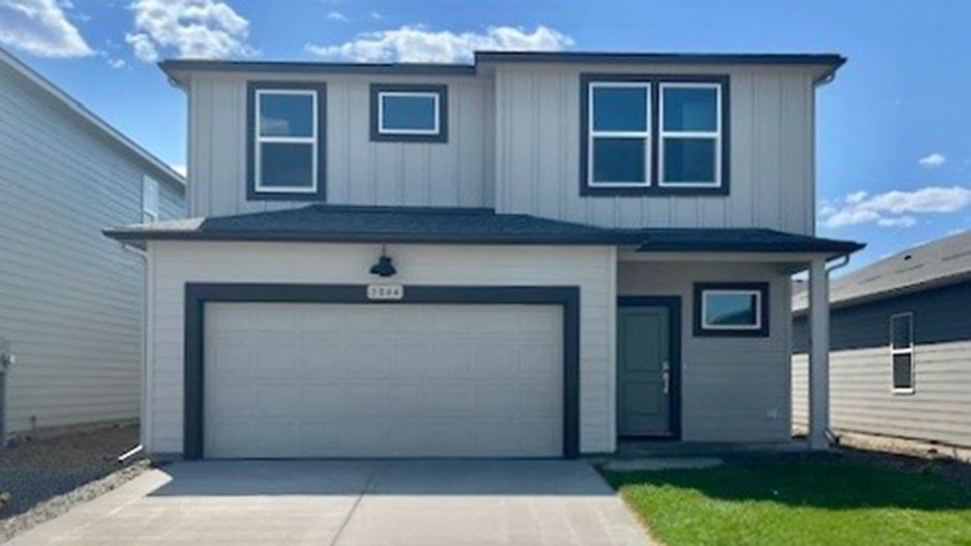 Exterior:Elevation Image 0.