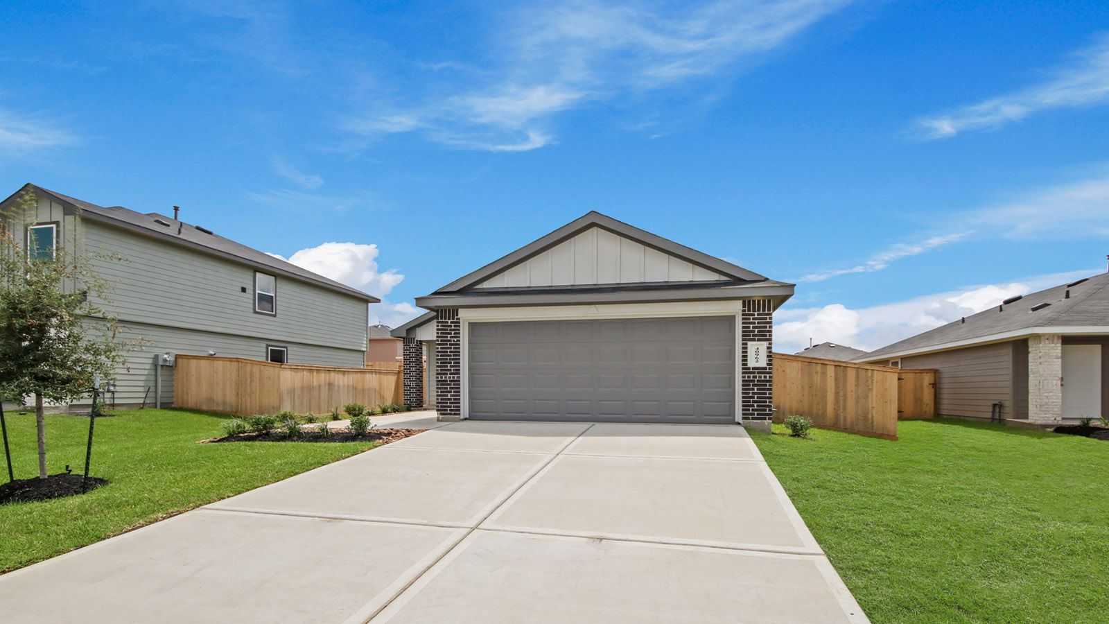 Exterior:Elevation Image 0.