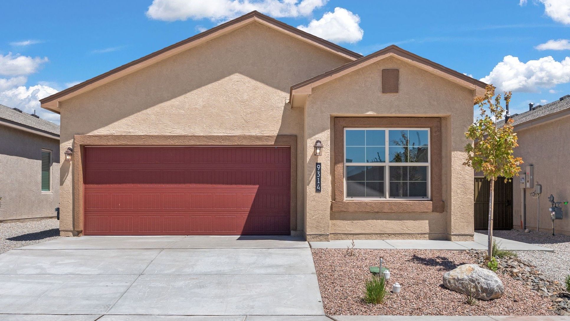 Exterior:Elevation Image 0.