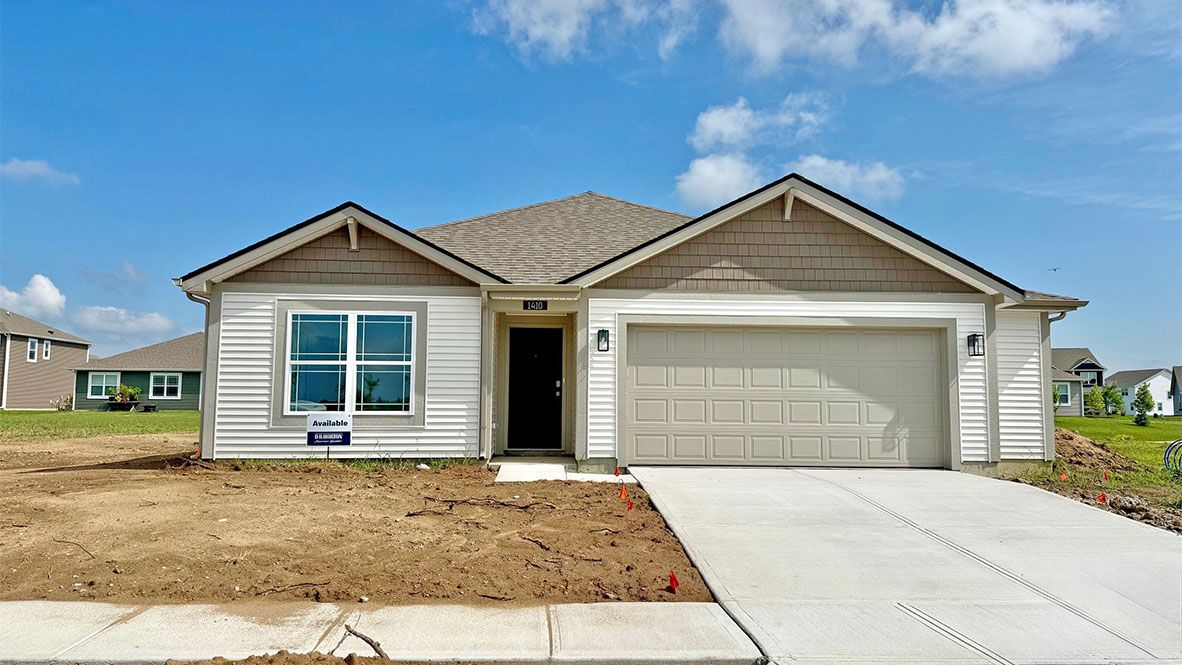 Exterior:Elevation Image 0.