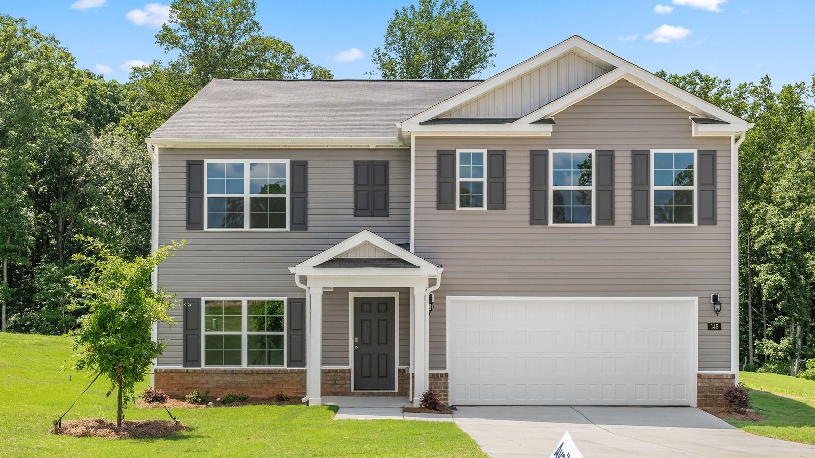 Exterior:Elevation Image 0.