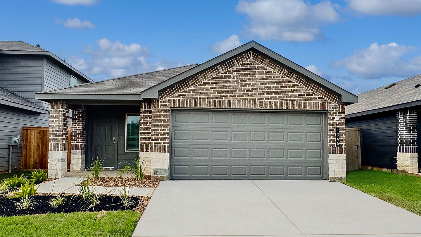 Exterior:Elevation Image 0.