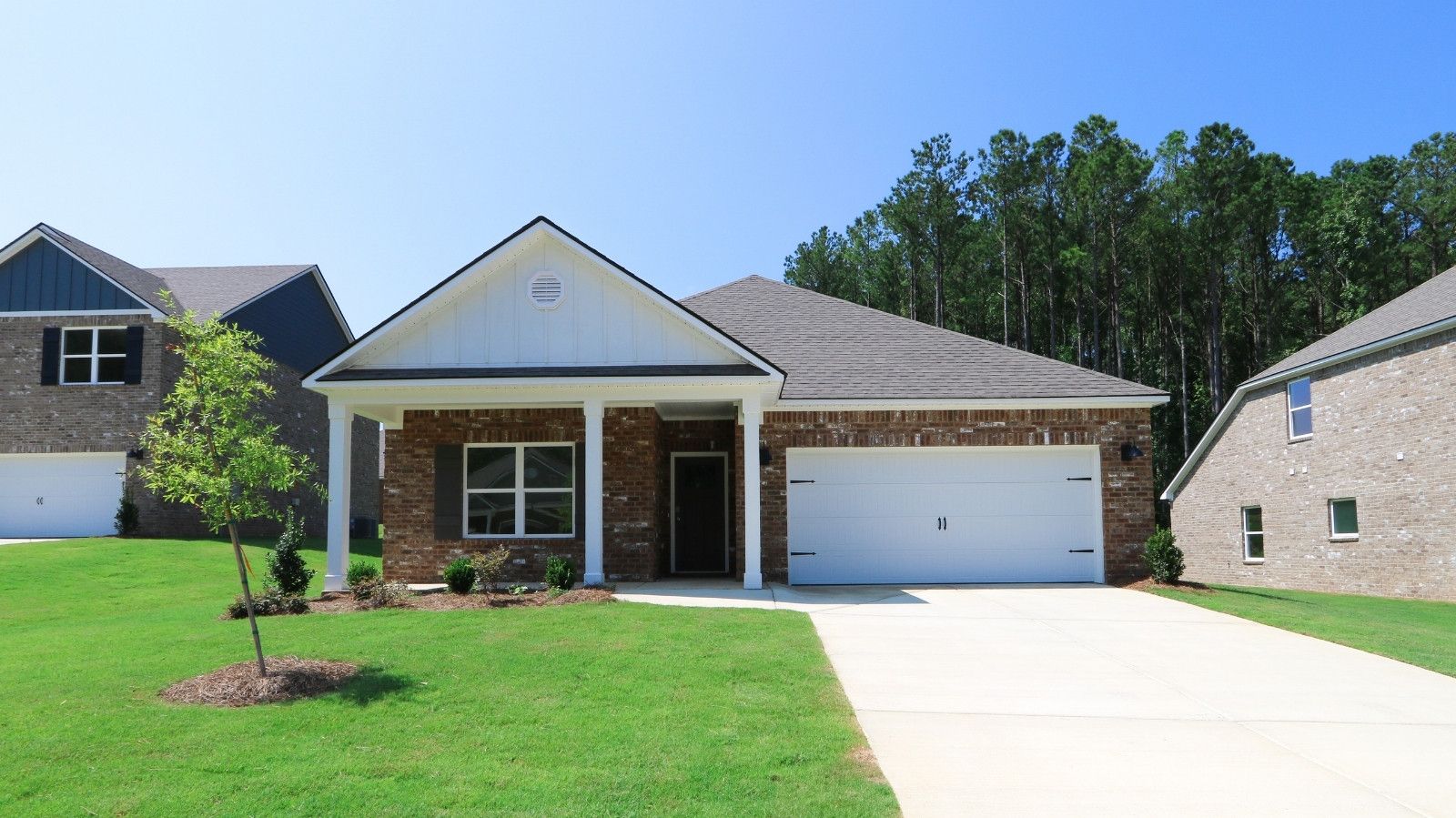 Exterior:Elevation Image 0.