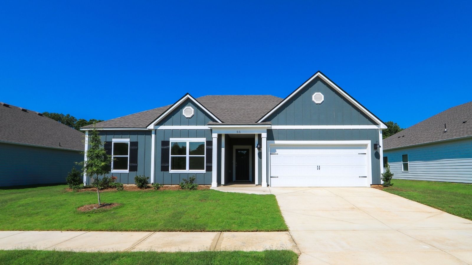 Exterior:Elevation Image 0.