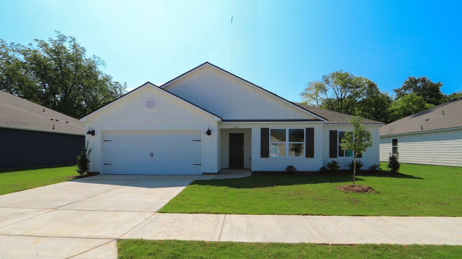 Exterior:Elevation Image 0.