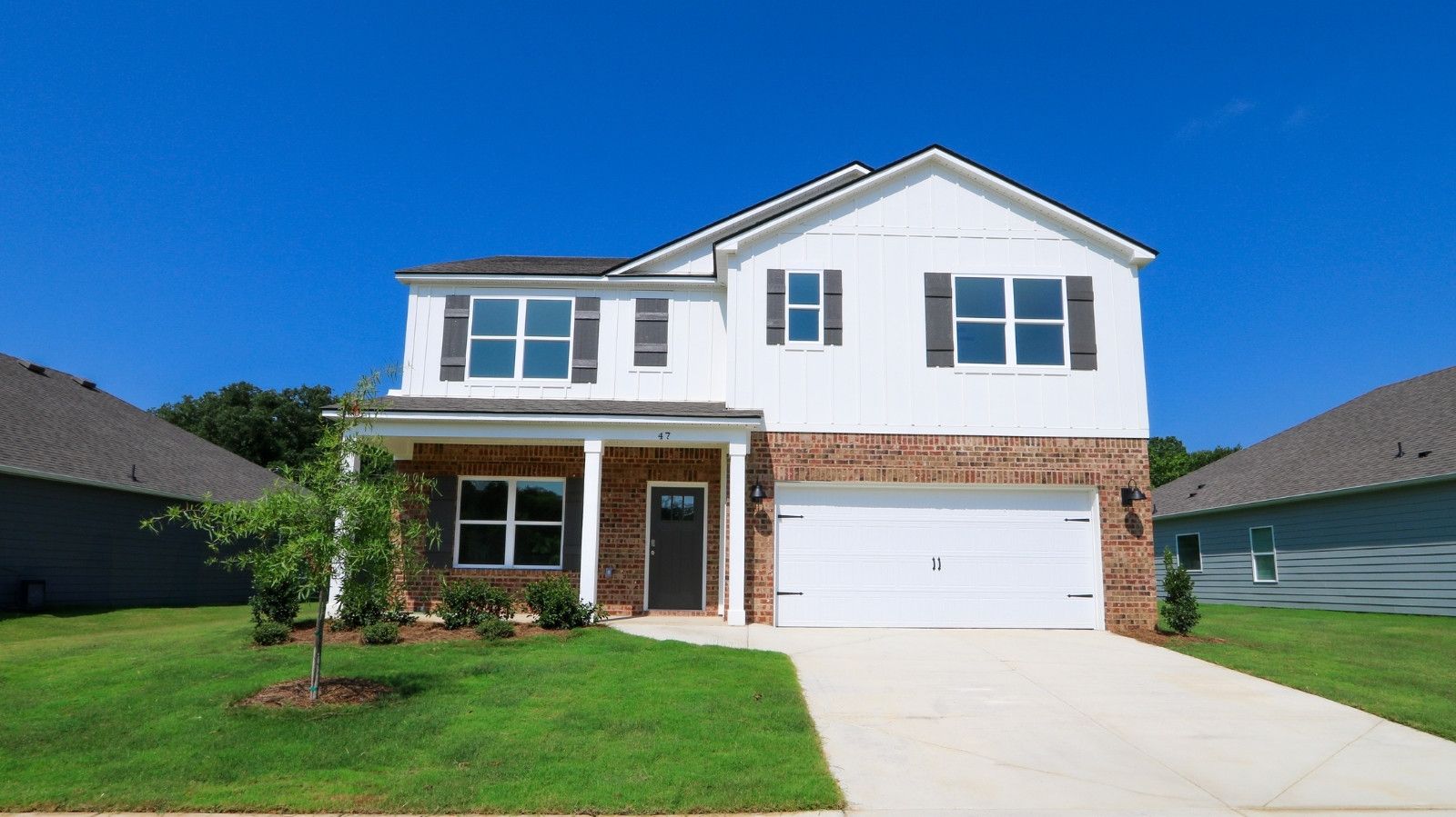 Exterior:Elevation Image 0.