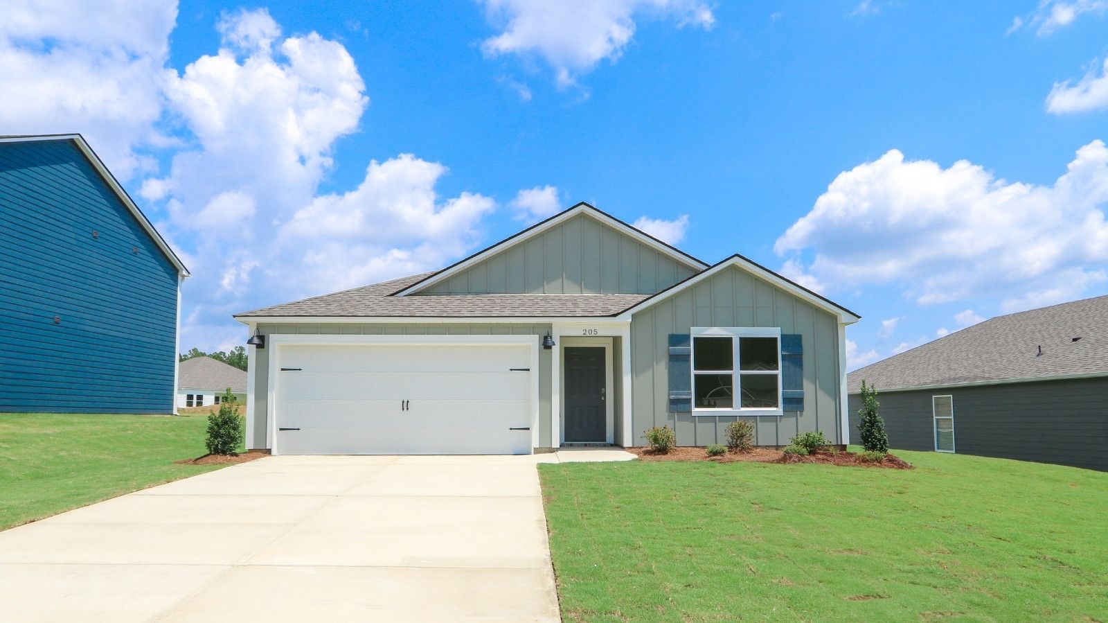 Exterior:Elevation Image 0.