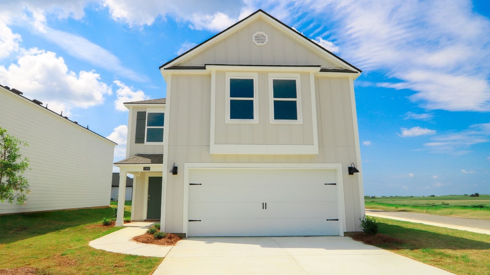 Exterior:Elevation Image 0.