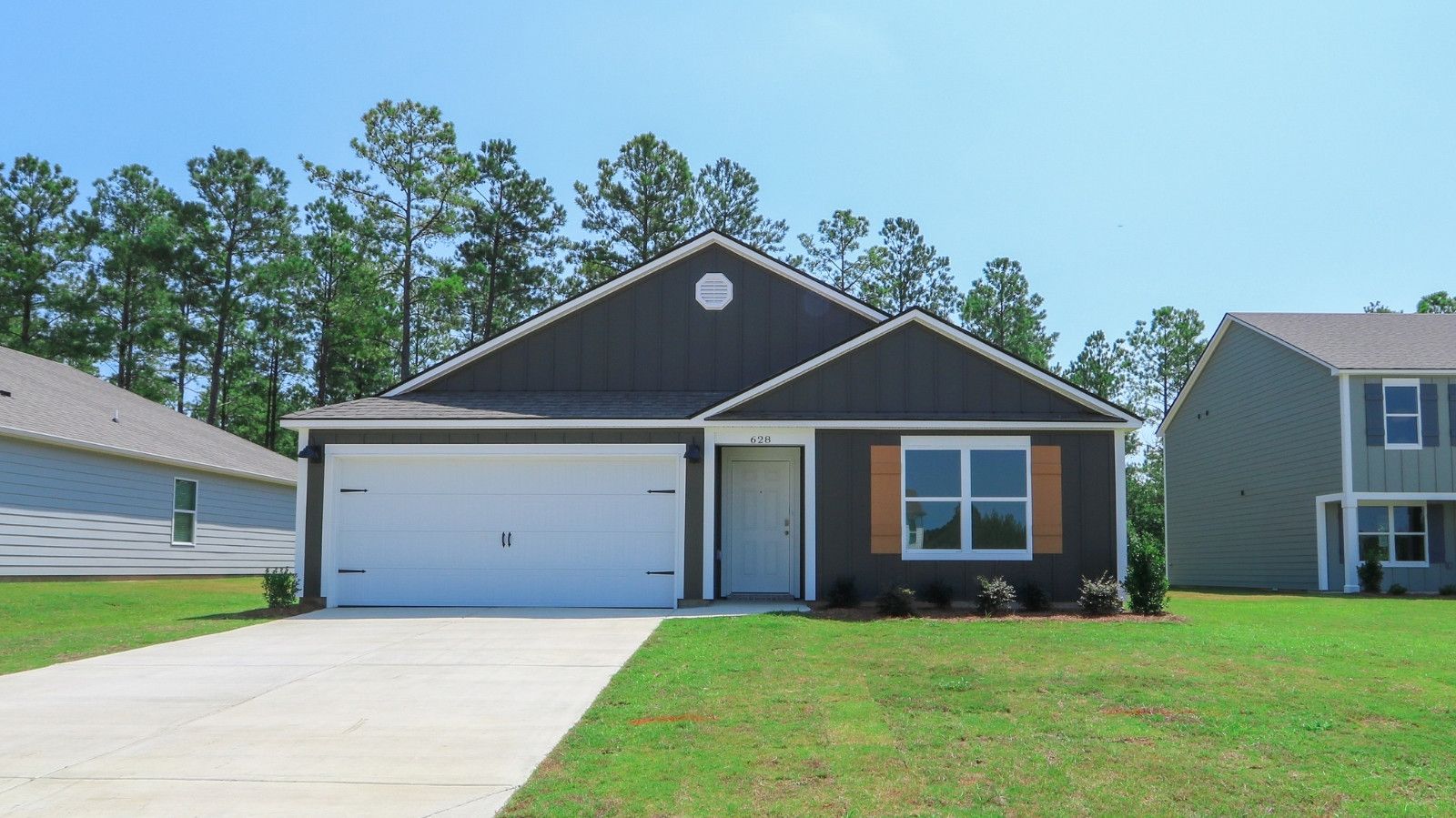Exterior:Elevation Image 0.