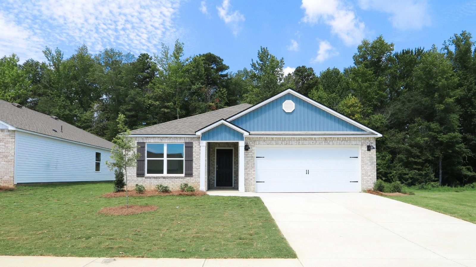 Exterior:Elevation Image 0.