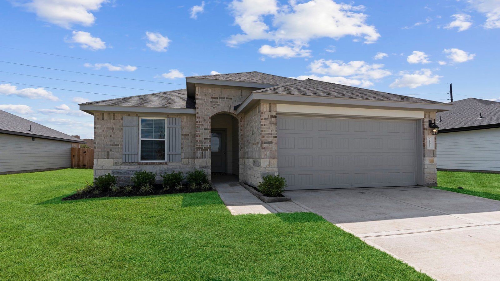 Exterior:Elevation Image 0.